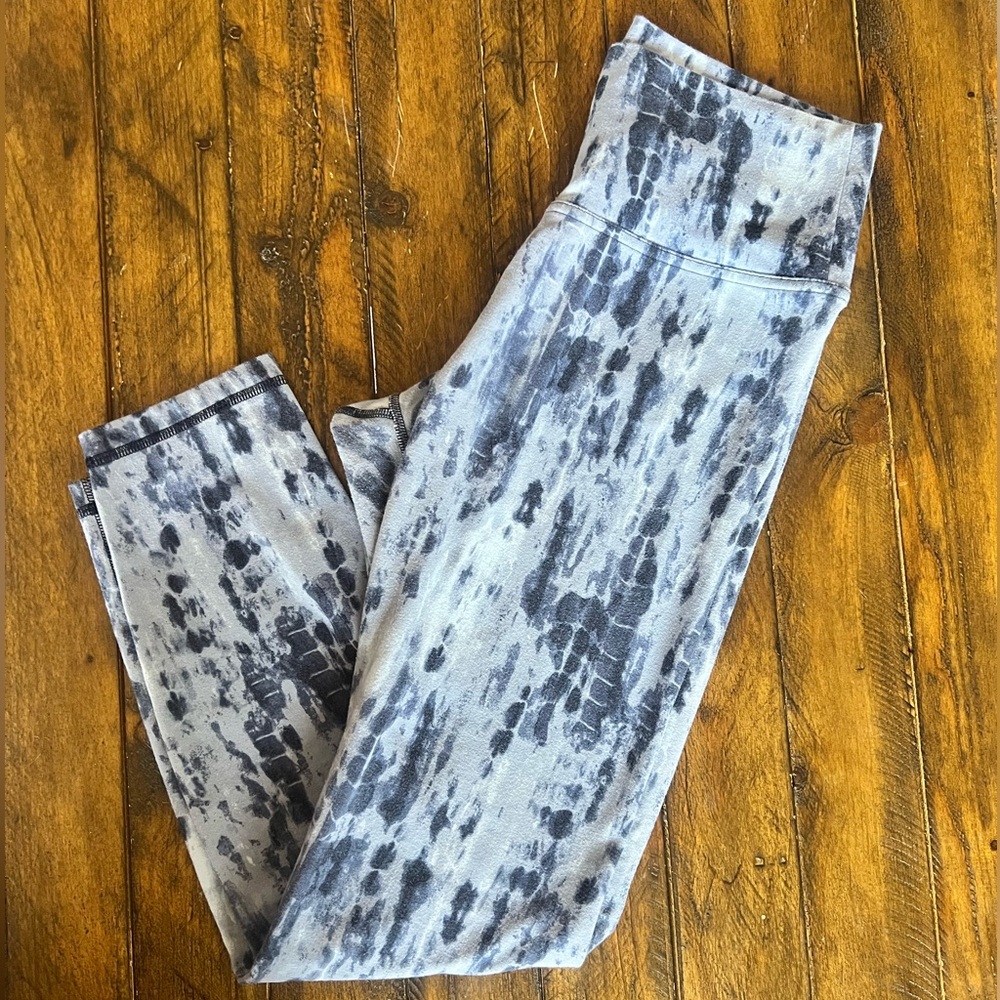 Women's Gray and Blue Tie-Dye Leggings